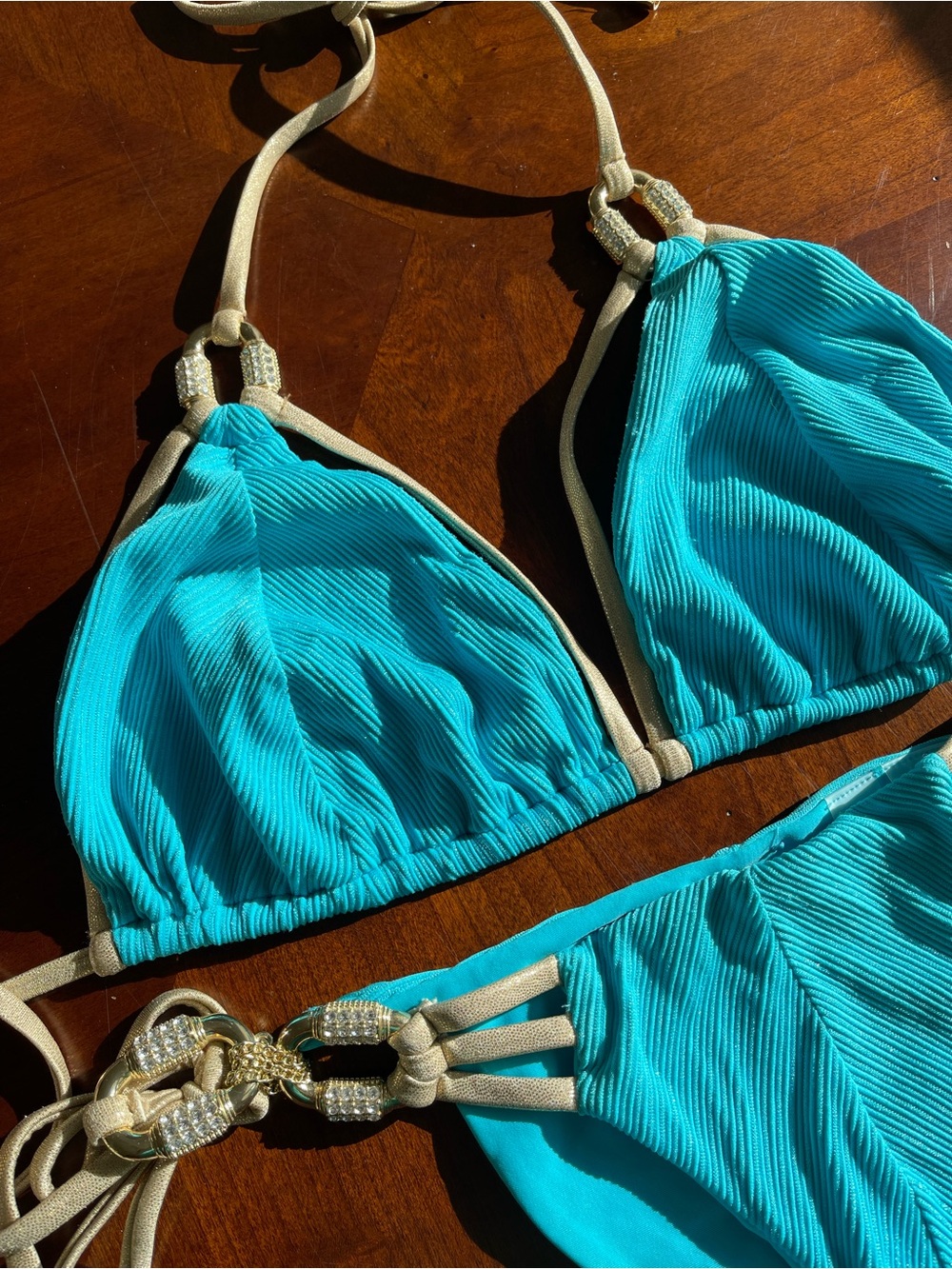 ON RESERVE: Beach Bunny Turquoise Bikini with gold hardware and Straps DD/L se - Picture 5 of 12